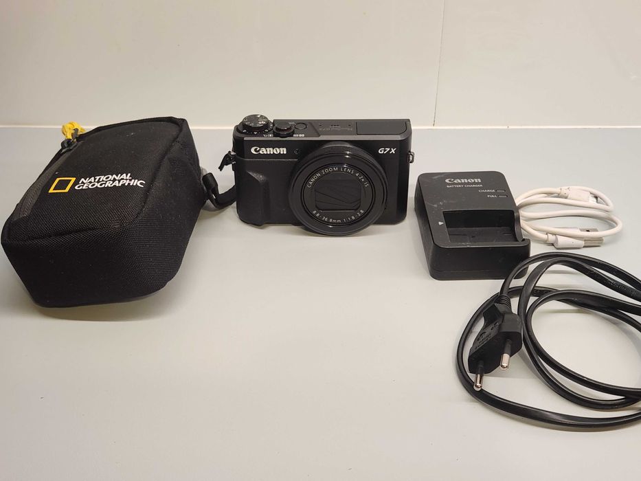 Canon PowerShot G7 X Mark II + Pokrowiec, Ładowarka