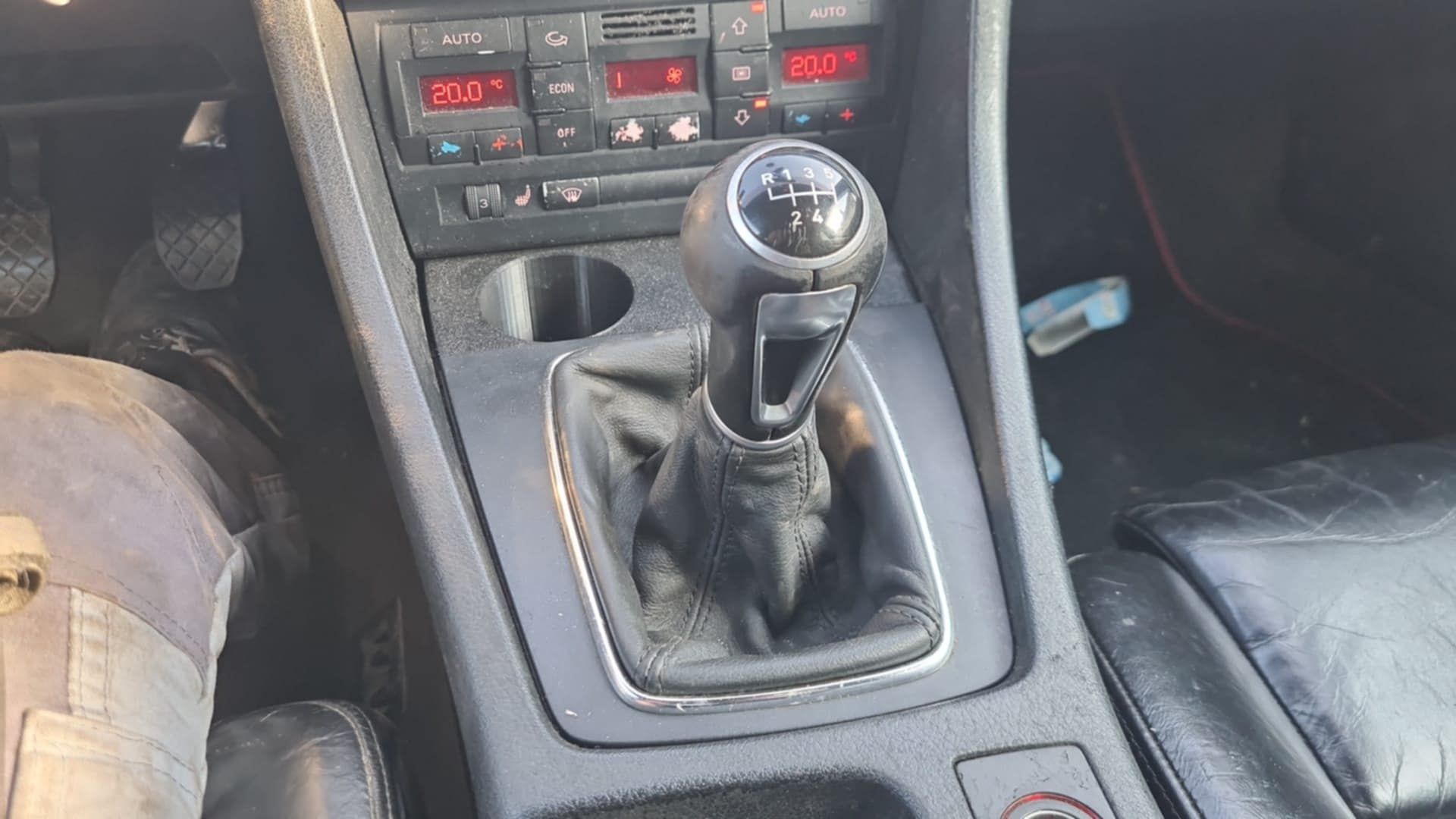 Audi a4b6 1.9tdi Quatro czytaj opis