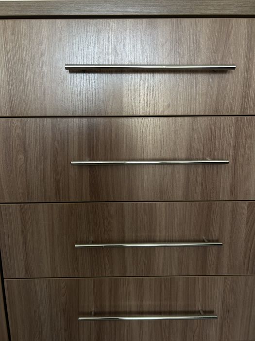 Продам комод.