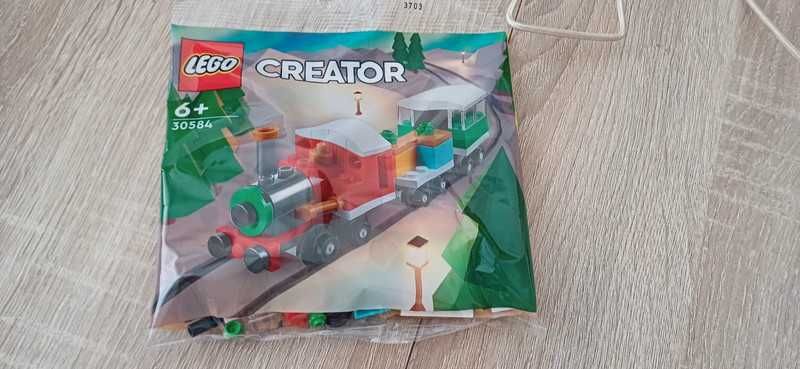 Nowe LEGO Creator , Świąteczny pociąg 6+