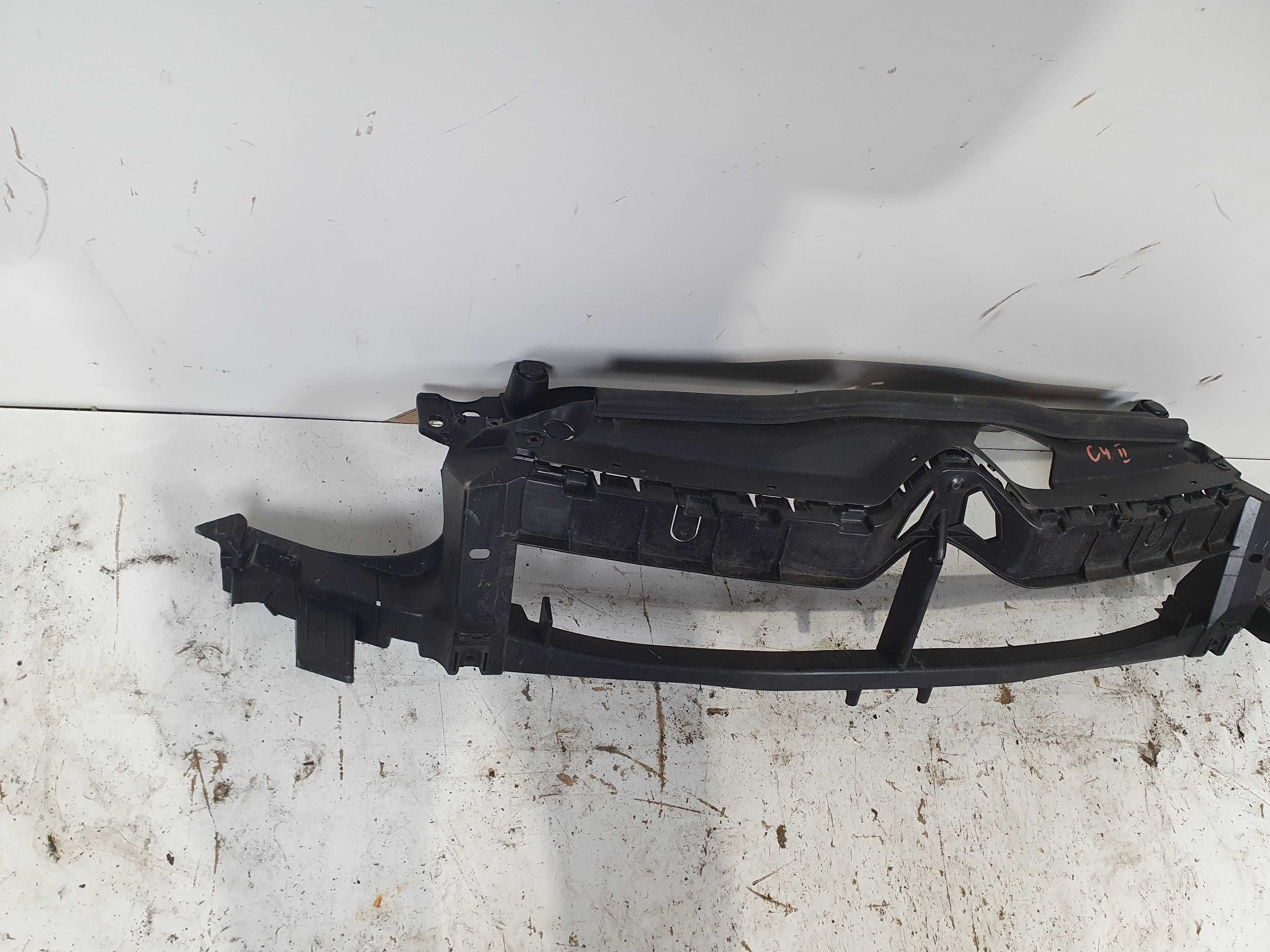 Citroen C4 II B7 listwa mocowanie zderzaka przedniego.
