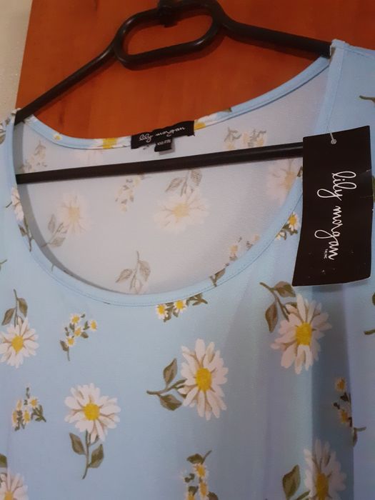 Sukienka letnia 42/44 nowa