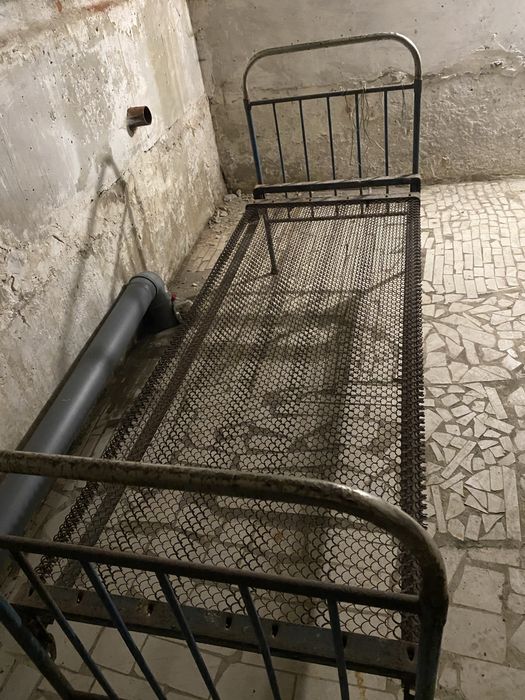 Кровать металлическая