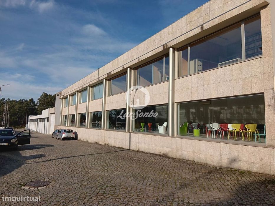 Armazém destinado a atividade industrial ou armazenamento, situado ...