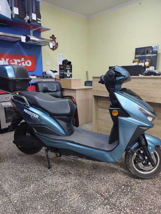 Електроскутери та електромотоцикли