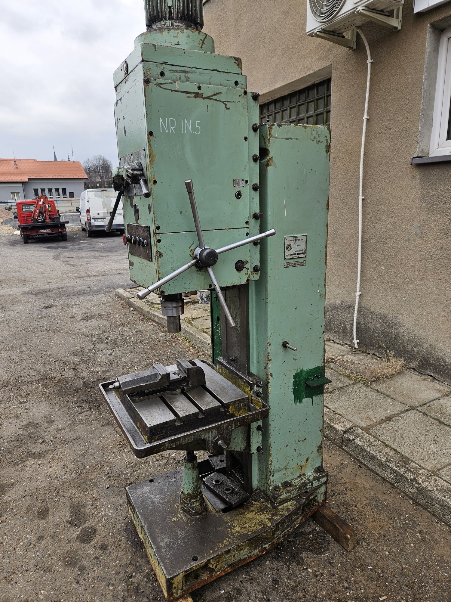 Wiertarka kadłubowa 2H135 + imadło stożek 4 * z posuwem