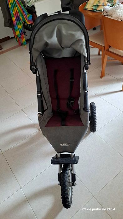 Carrinho ɓebé esporte corrida trilha