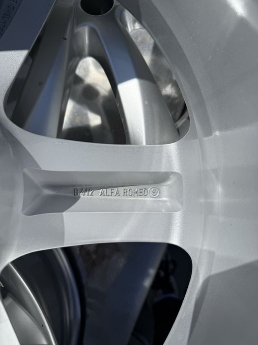 Sprzedam OEM alufelgi 18" 5x110 Alfa Romeo Stelvio Giulia
