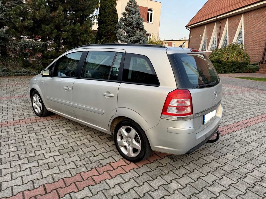Opel Zafira 1.9cdti opłaty 10.26 serwis rachunki 1wł w Pl od 7lat 08r