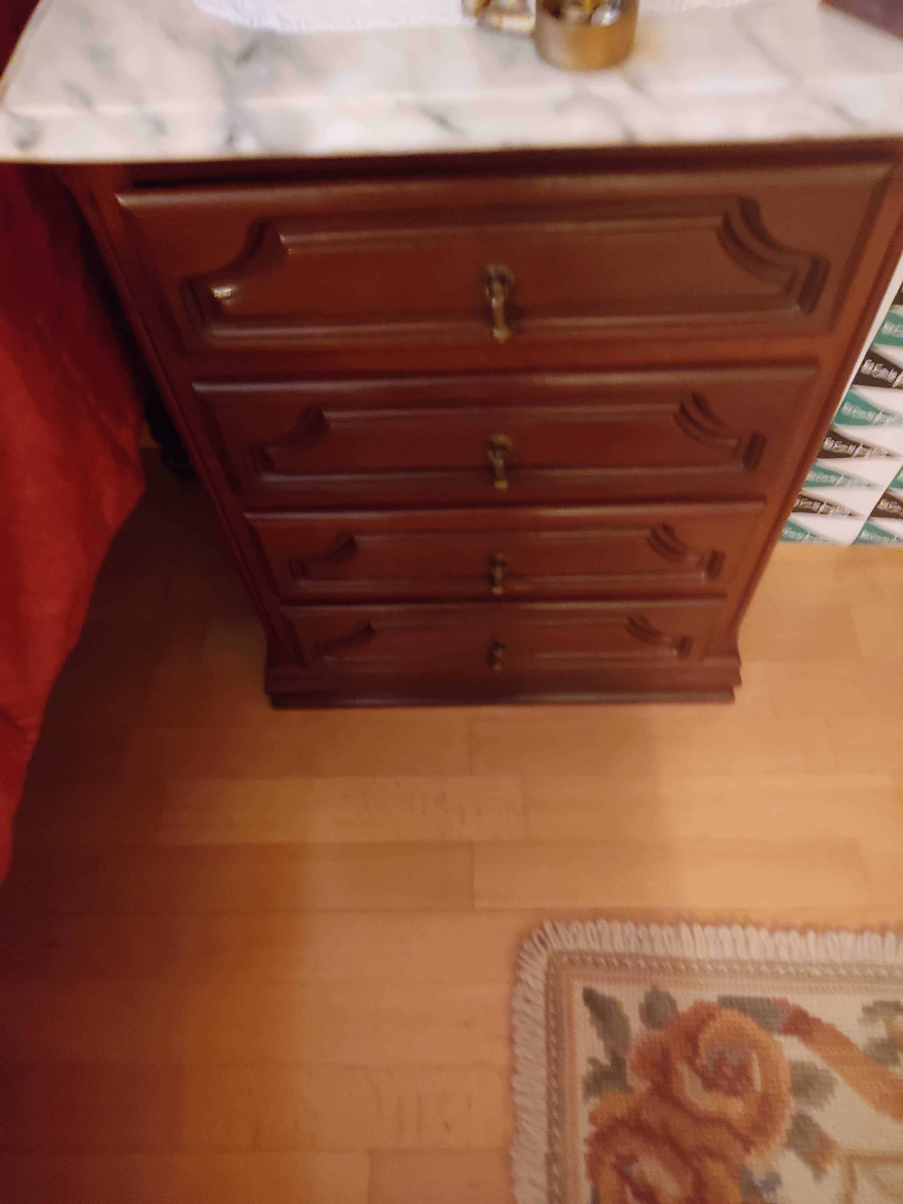 Mobília de Quarto em Mogno - Baixa de Preço
