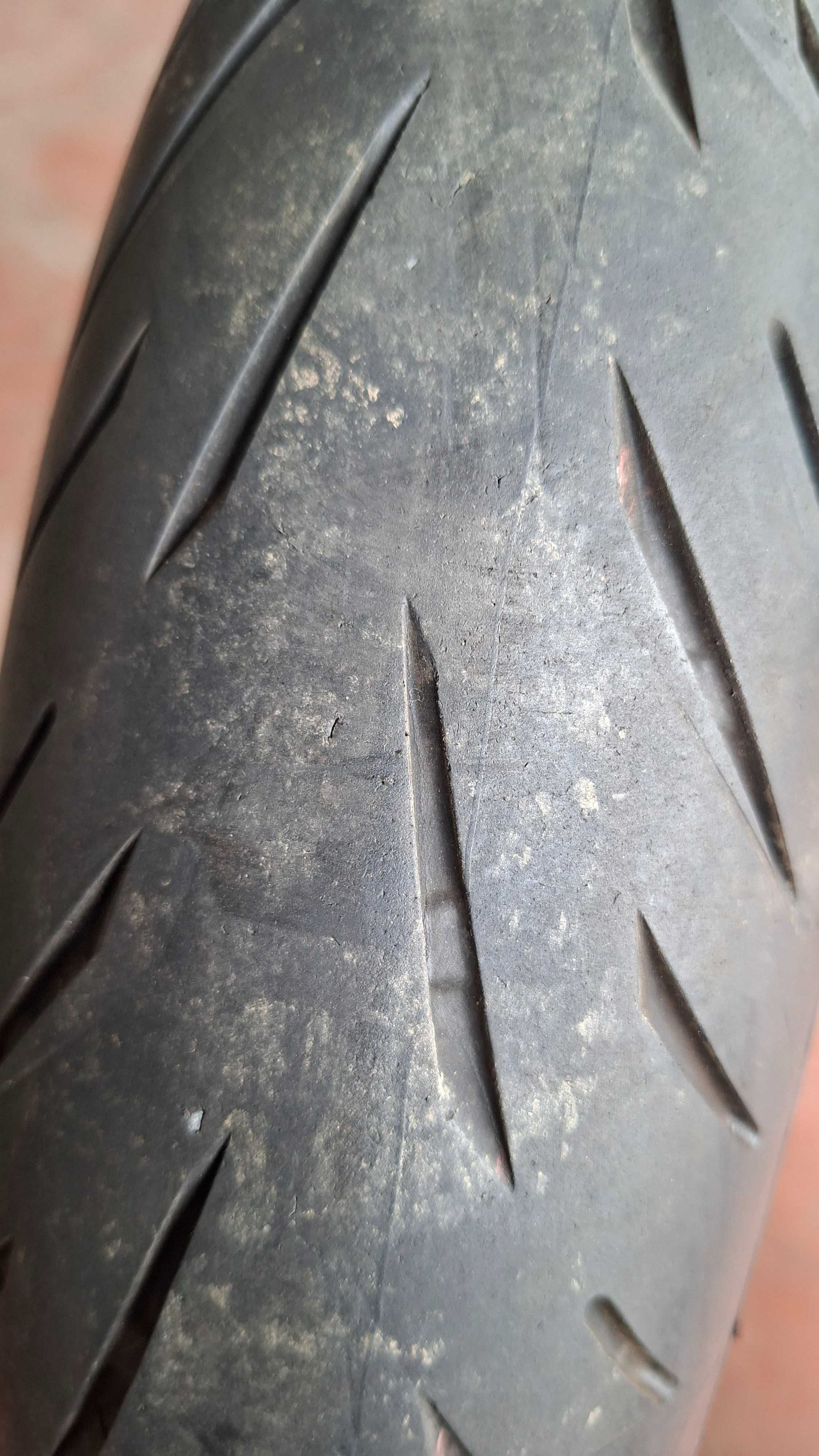 Opona motocyklowa 110/70 R 17 Bridgestone Battlax S22 3,6mm