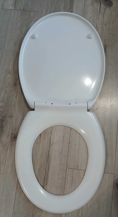 Sprzedam używaną deskę wc stan idealny