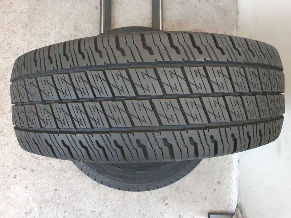 2x Uniroyal Allseason Expert 2  215/65r16C  7,5mm