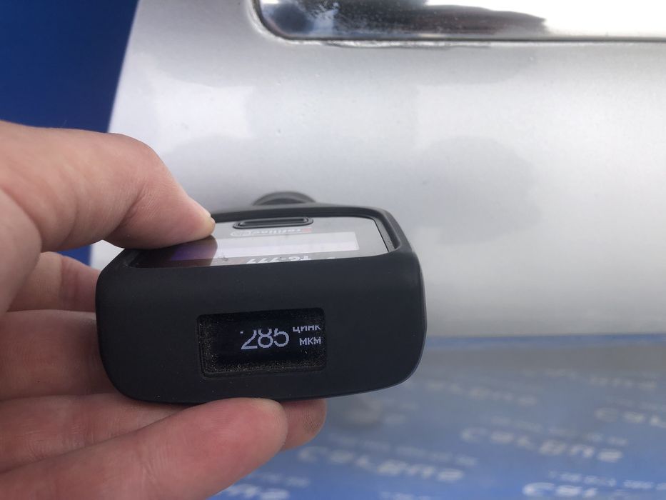 Двері передні ліві Audi  Ауді кю7   Ауди ку7 дверь двери