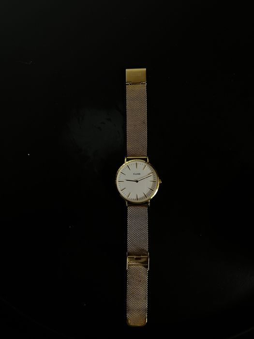 Годинник  Cluse