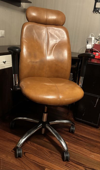 Крісло компʼютерне, крісло офісне, стілець компʼютерний