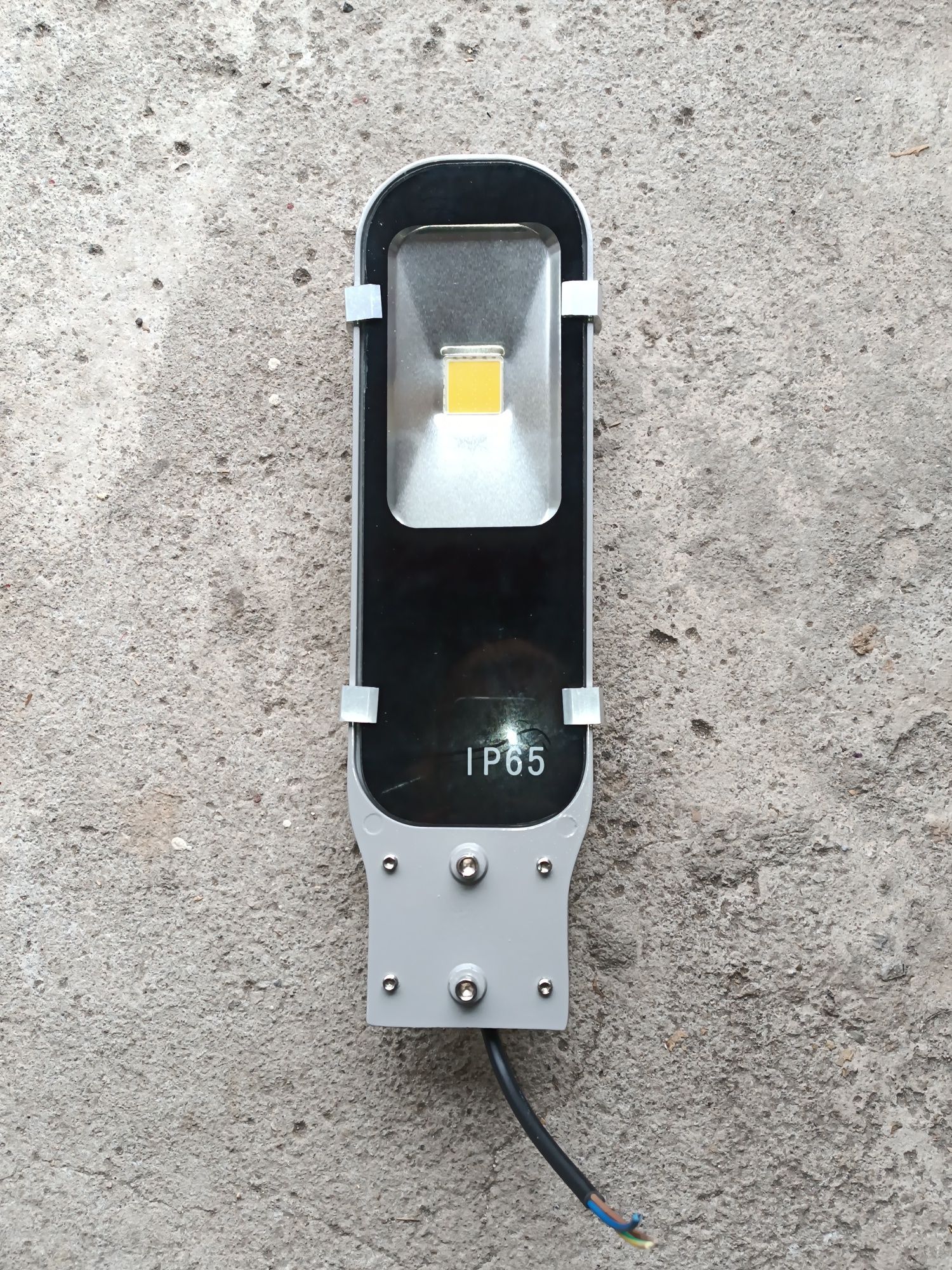 Світильник LED консольний,вуличний