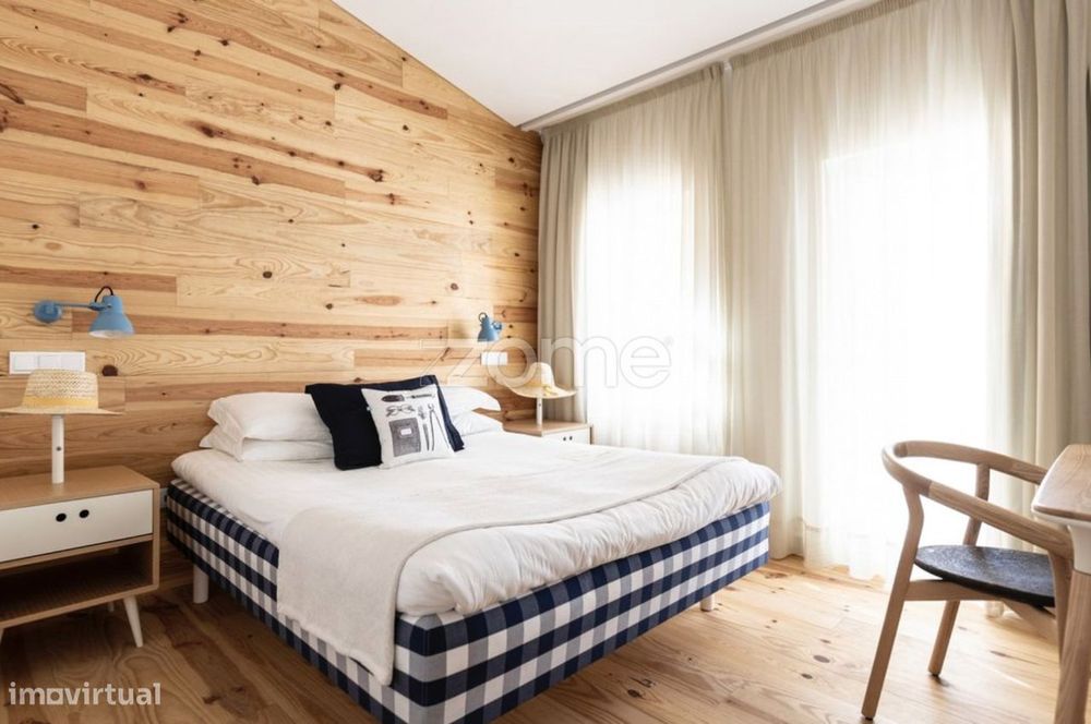 T1 - Craveiral Farmhouse