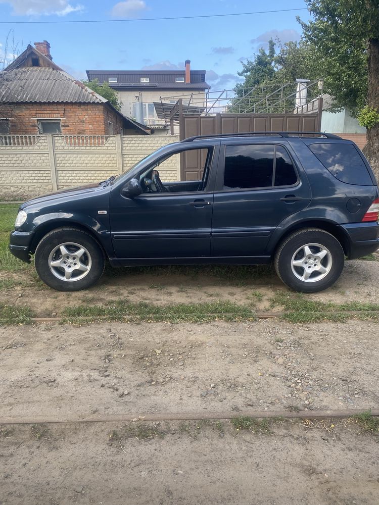 Мл 320 2001 год