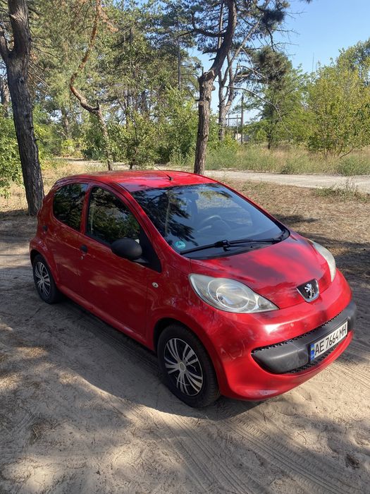 Продам автівку Peugeot 107 (механіка) 4,3л /100 км