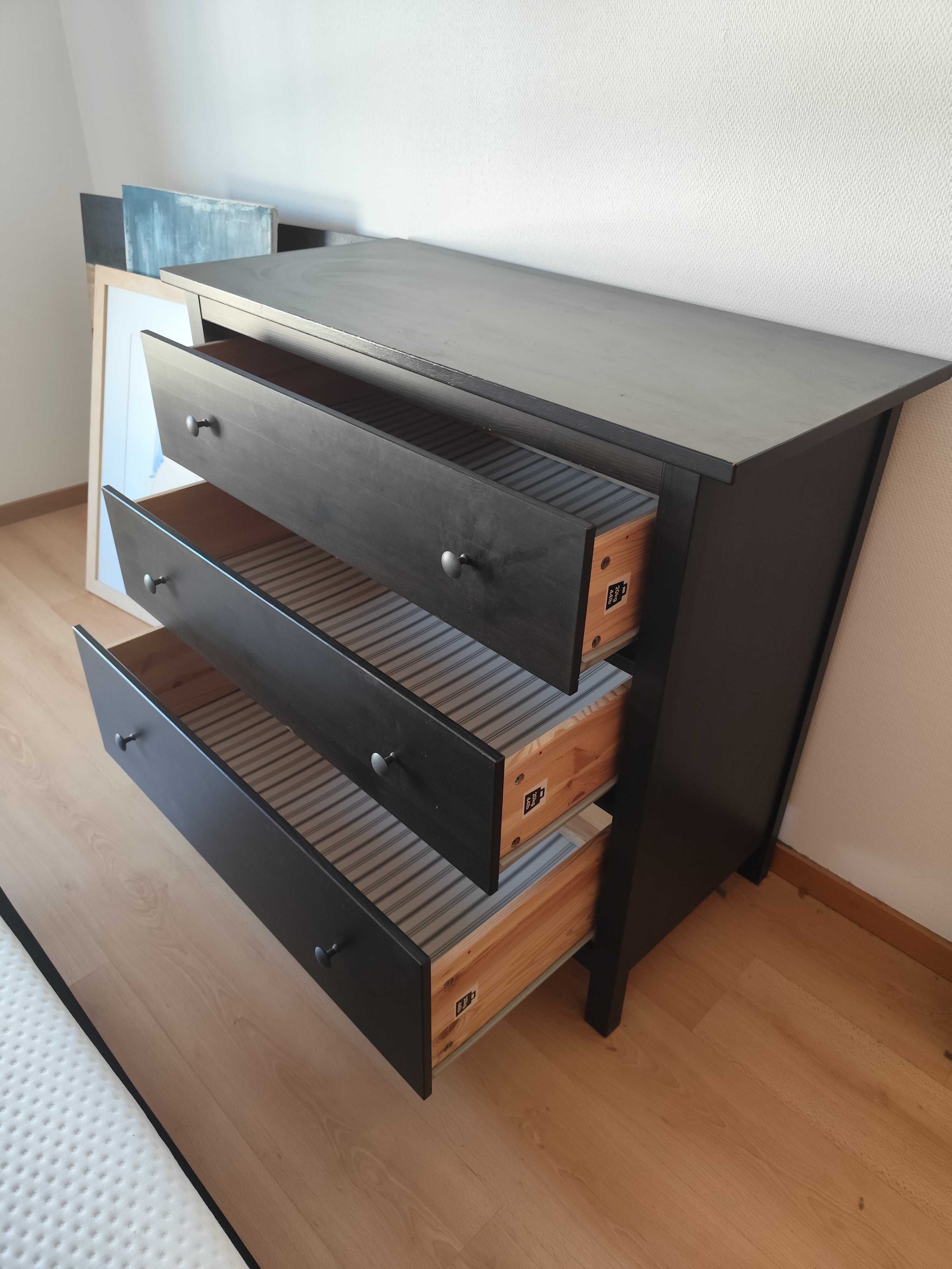 Cómoda IKEA 3 gavetas