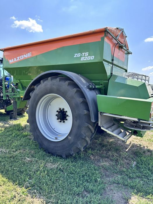 Розкидач Amazon ZG-TS 8200