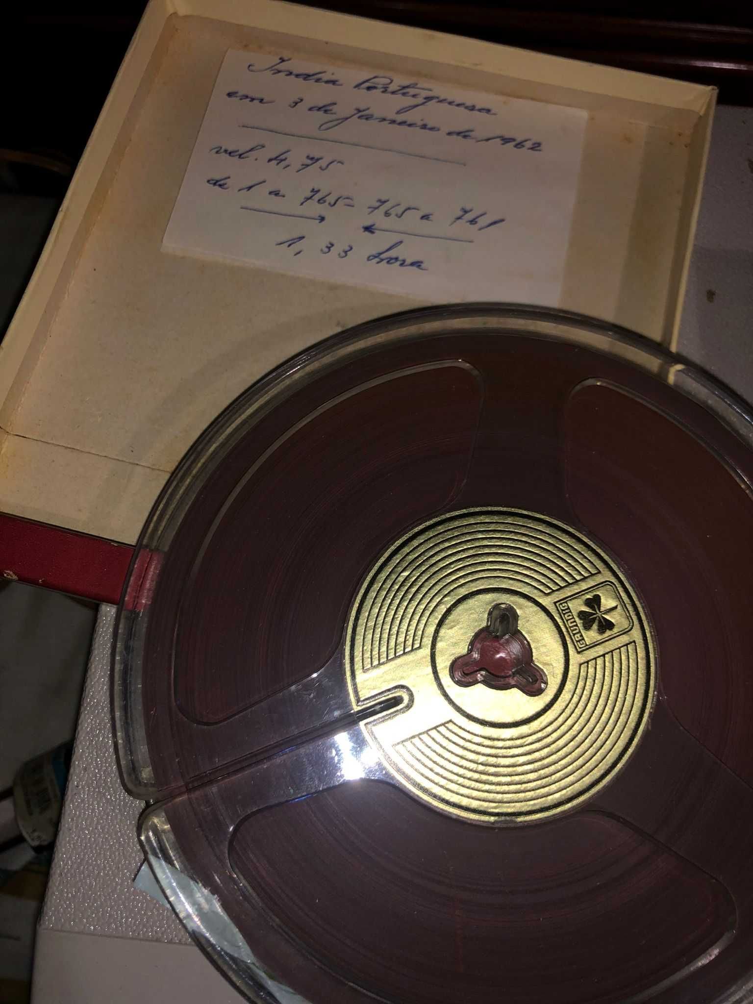 2 bobines para gravador de musica antigo