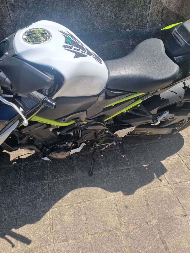 Kawasaki z900 de 2020