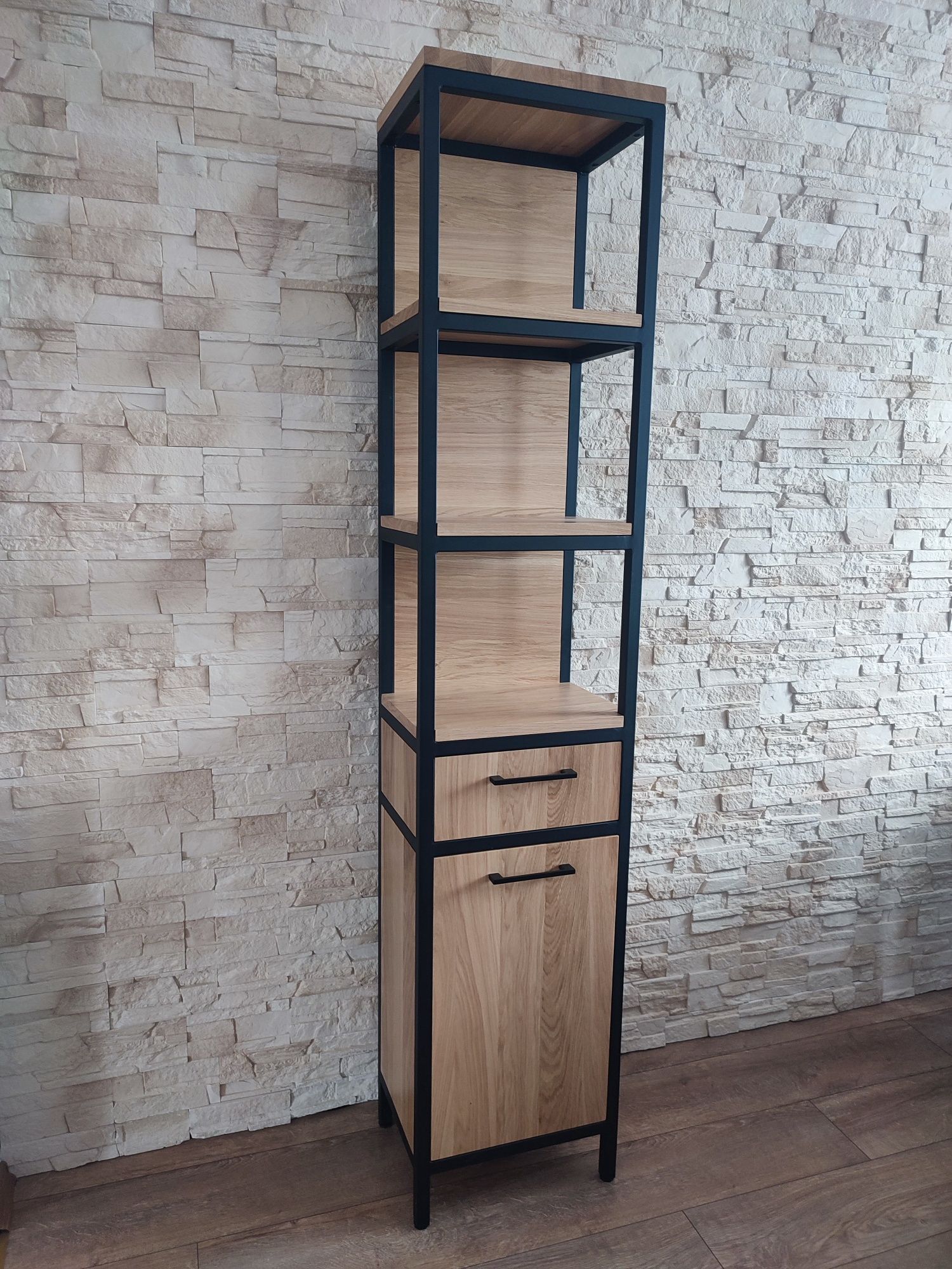 Szafka łazienkowa w stylu loft