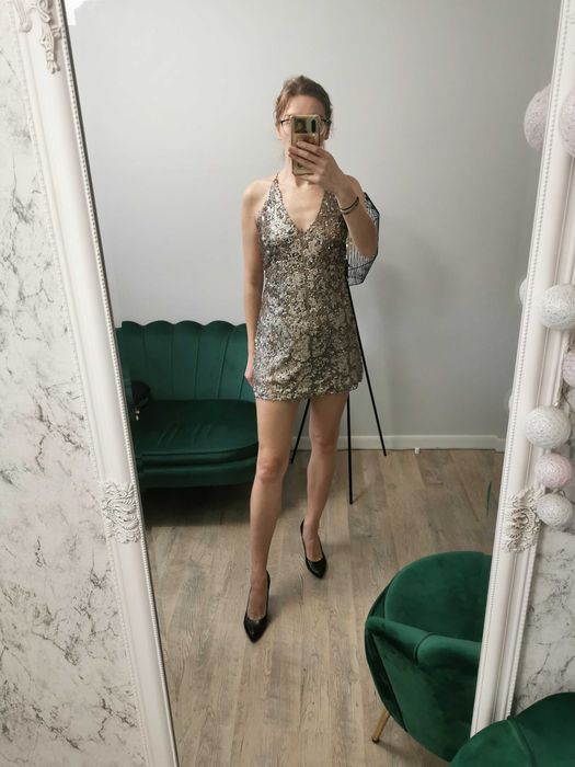 Złota sukienka sylwestrowa, sukienka cekinowa