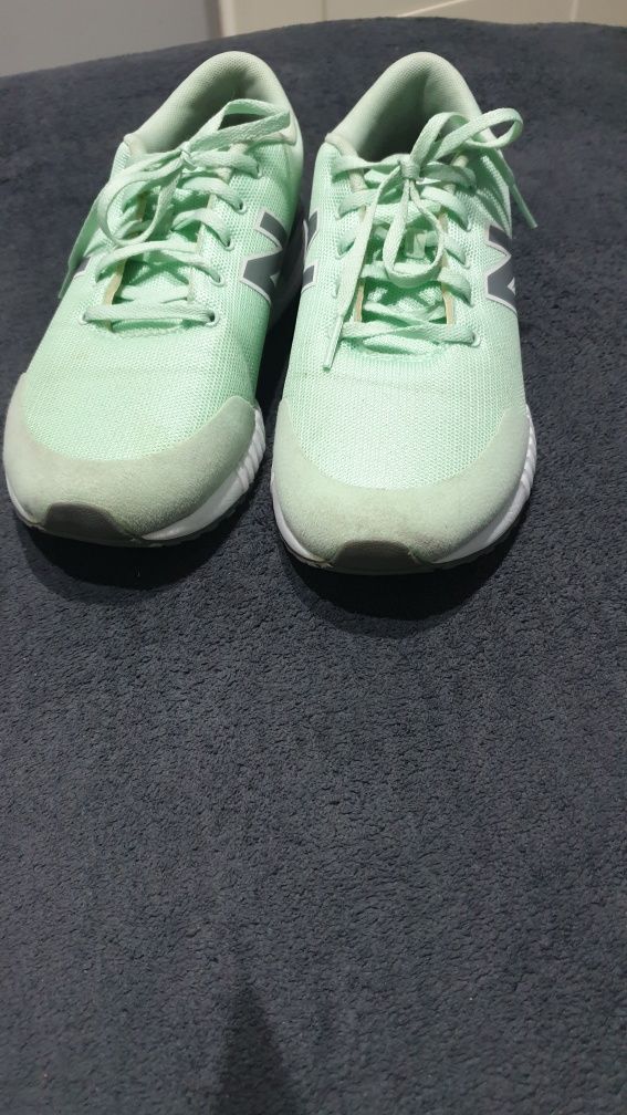 Sprzedam adidasy New balance