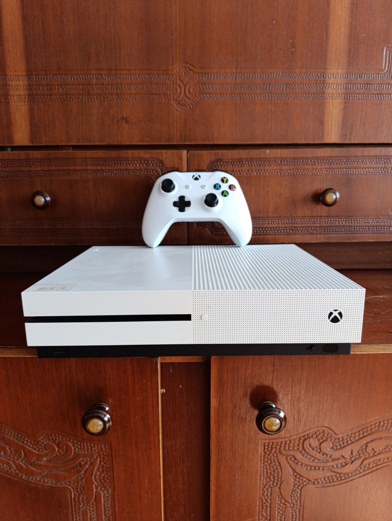 X box one s 500gb