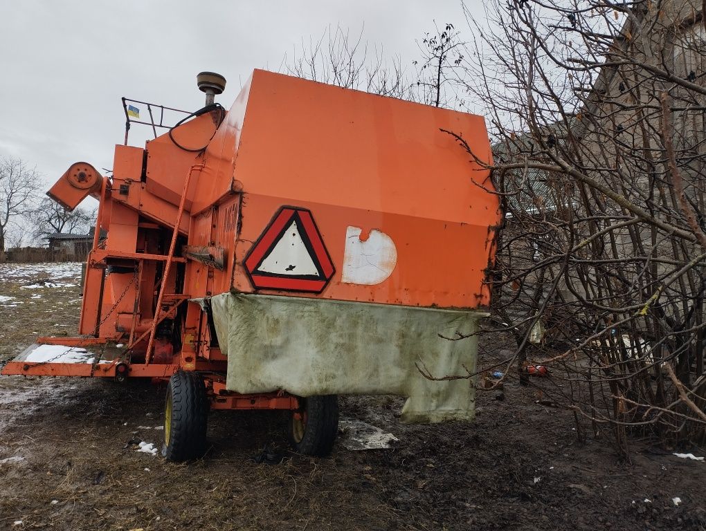 Комбайн дронінборг