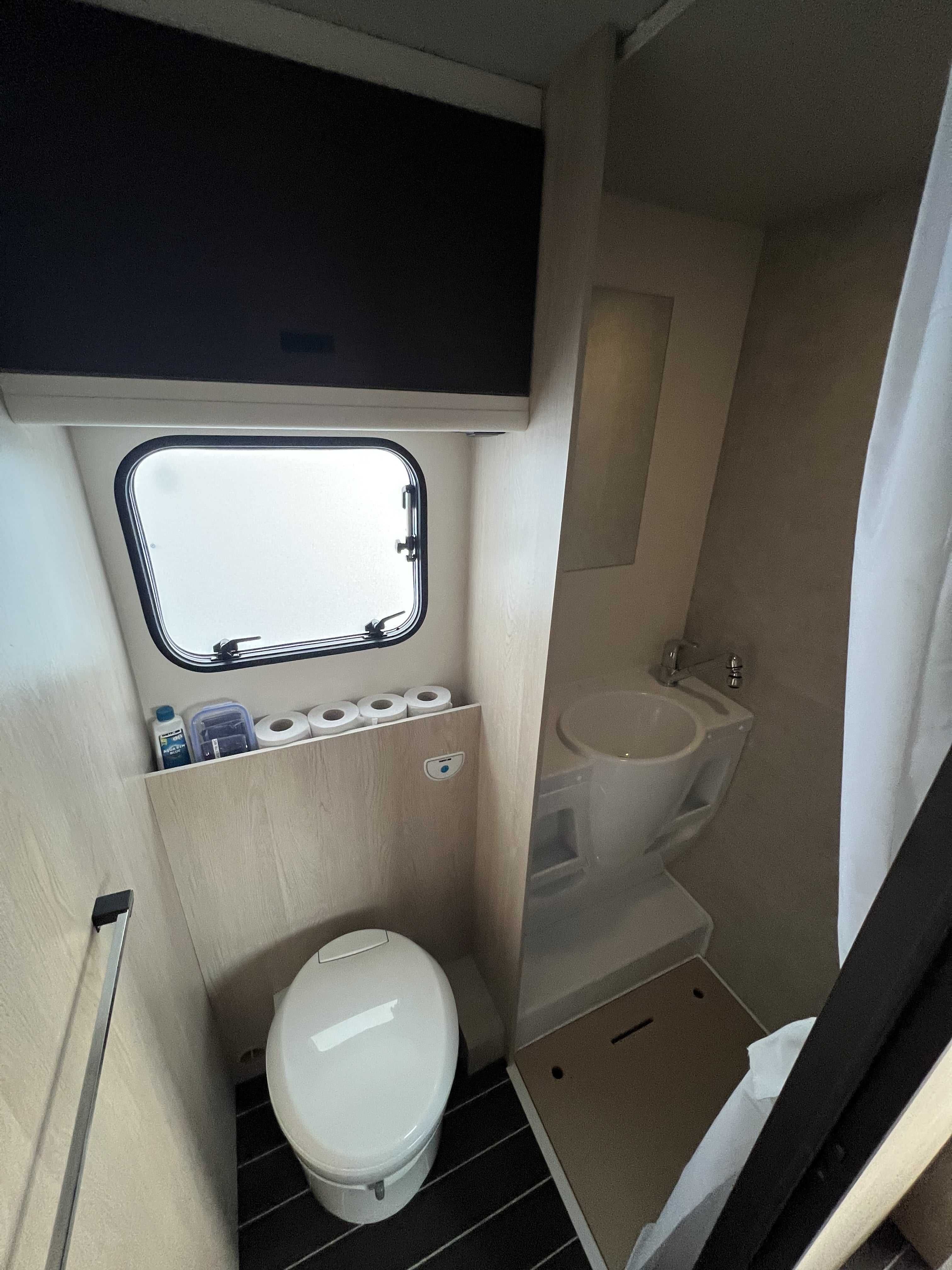 Wynajem Kamper / Camper Ford Transit Rimor Ekos 7 / 6 osobowy / 2025