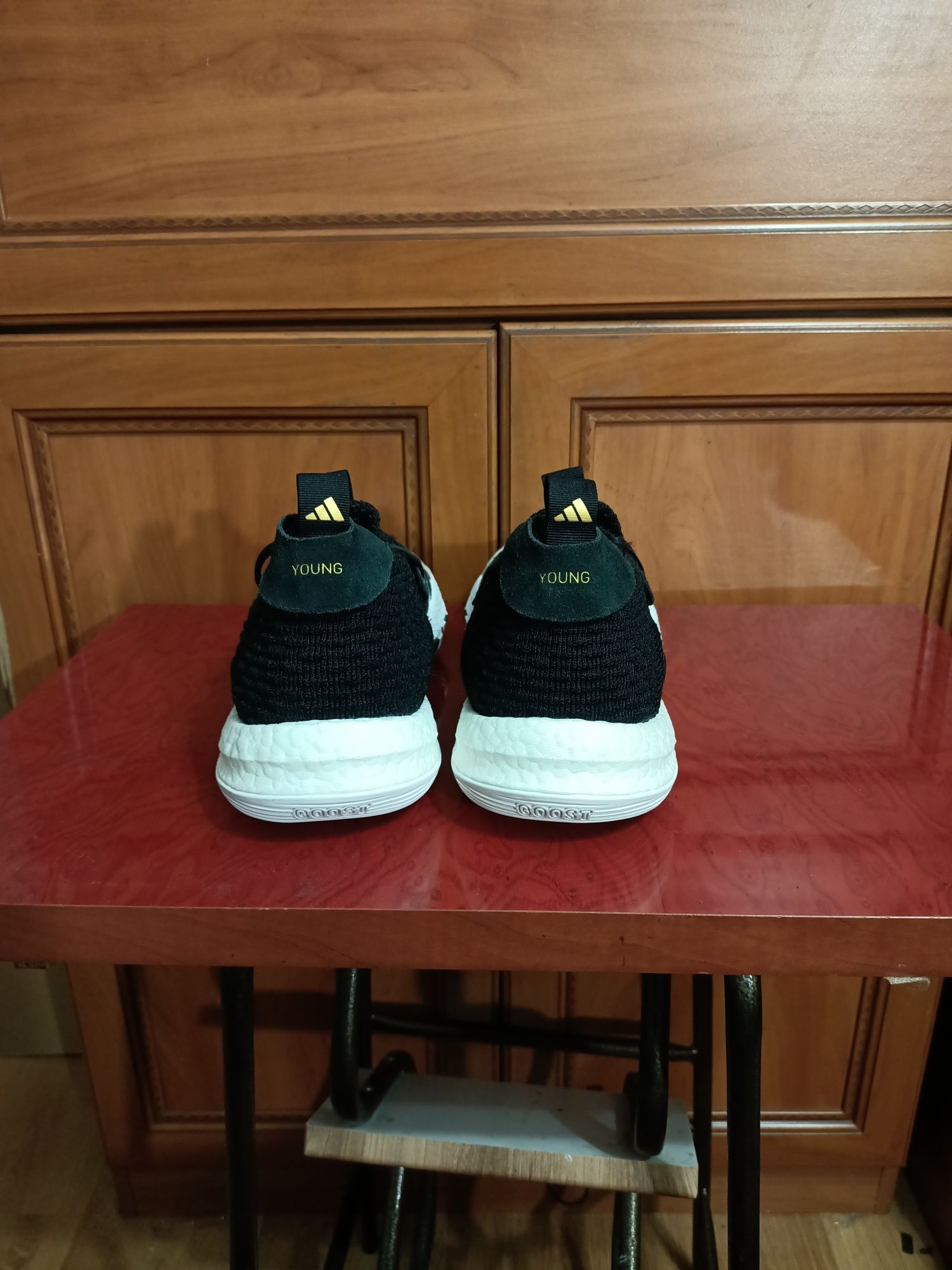 Кросівки Adidas Trae Young 2.0