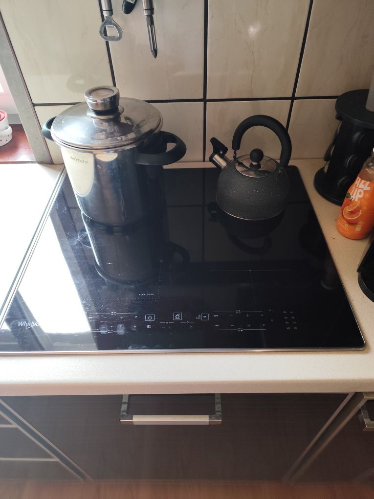 Sprzedam meble kuchenne  z osprzętem