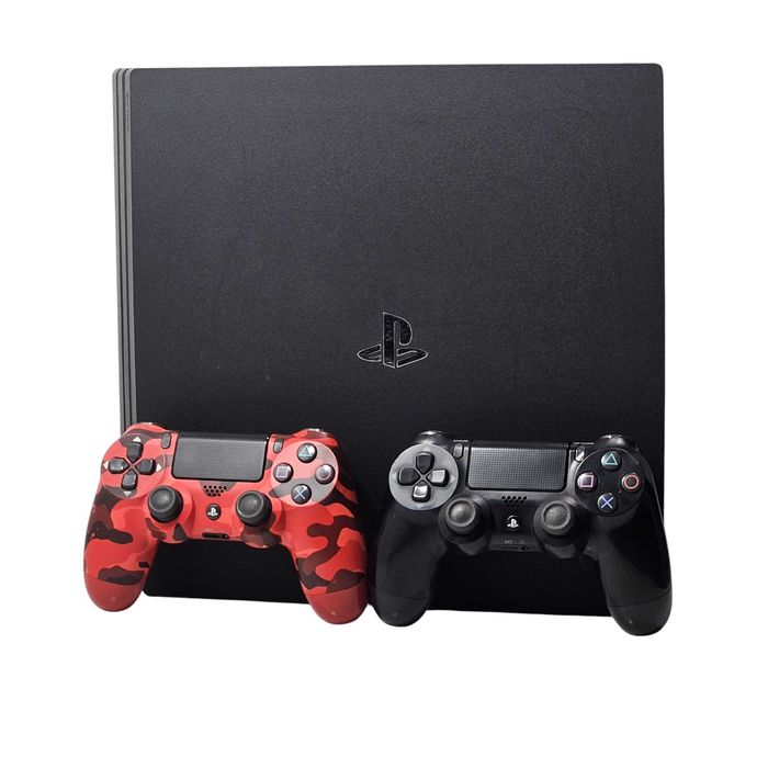Konsola PS4 Pro 1tb CUH-7216B 2 pady + gry