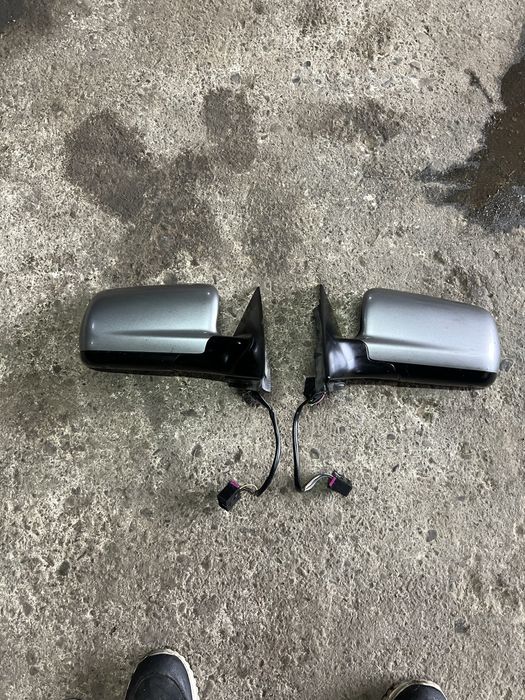 Дзеркало ліве/праве із автосладанням Audi A6C5 Allroad розборка