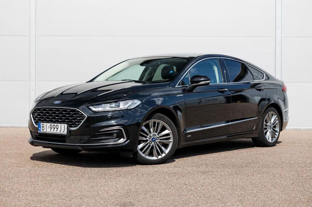Ford Mondeo VIGNALE - Salon Polska - 4x4 - Masaże - CarPlay - Reflektory LED FDL