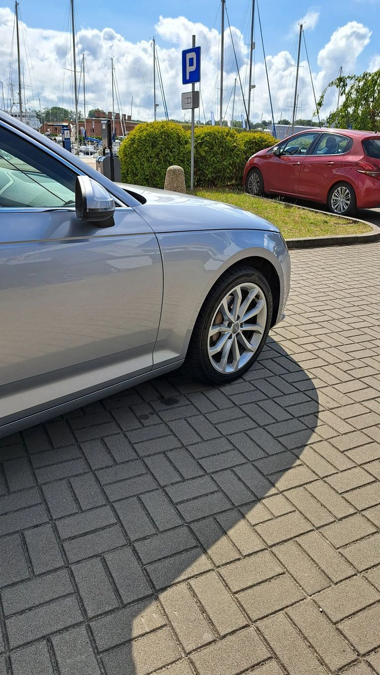 Audi A4 Audi a4 b9 z salonu Polska-190 km. Tempomat ACC ,matrix.