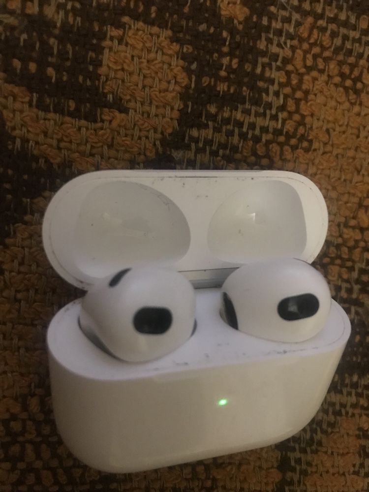 Airpods оригінал