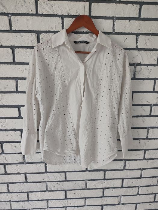 Biała ażurowa koszula Zara oversize