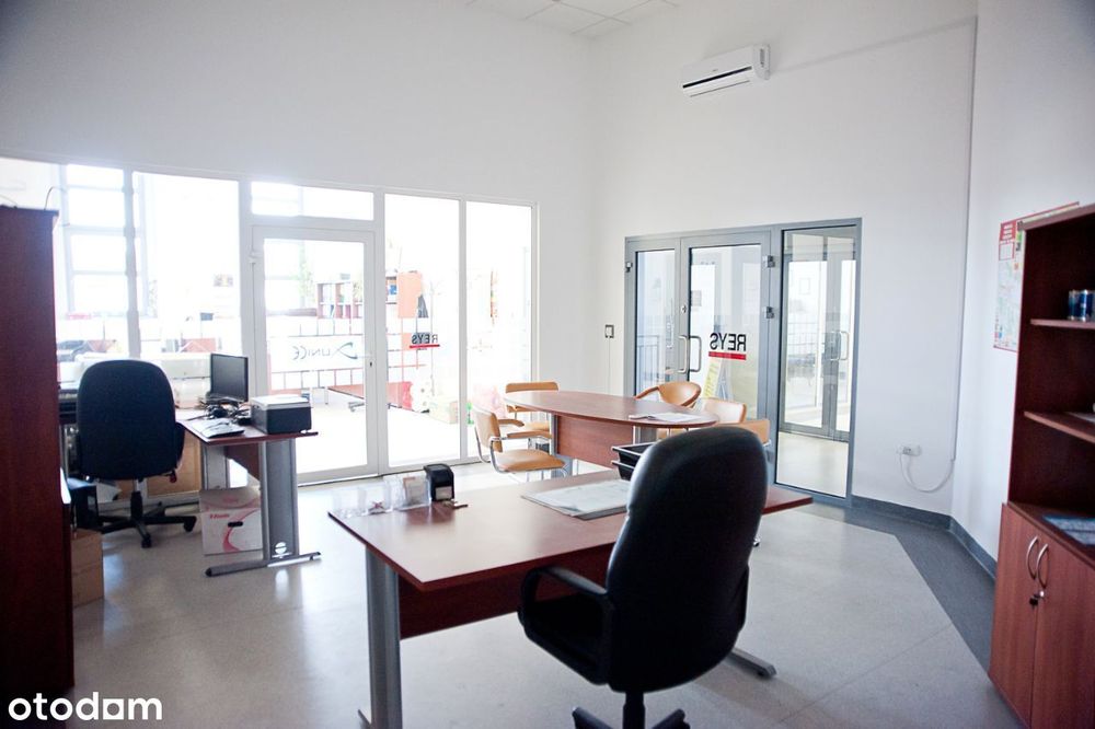 Lokal 36 m² z inf. wod.-kan. – centrum, Rynek 9, 3 m-ce gratis!