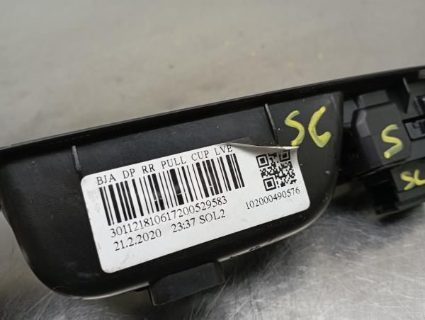 Comando / botão / interruptor vidros trás esquerdo RENAULT Captur II