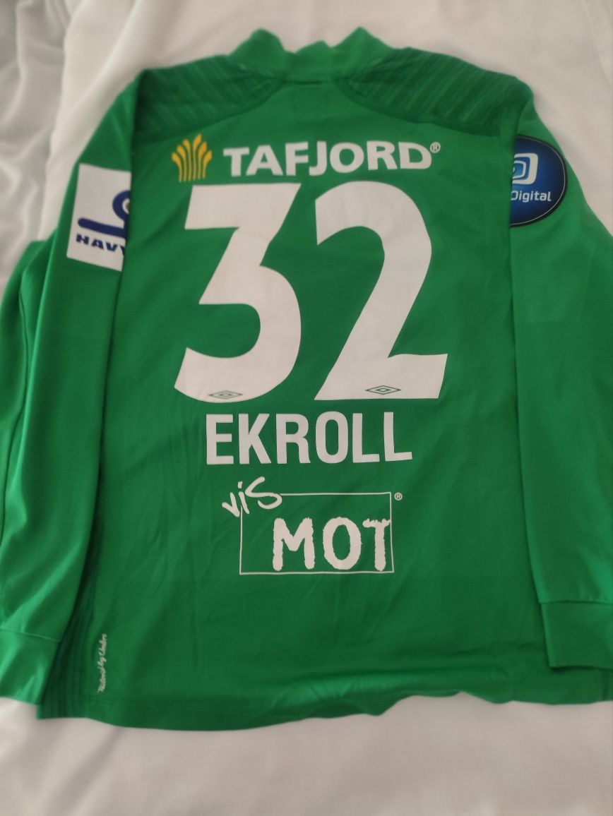 Camisola de jogo da equipa de futebol AFK (Aalesunds FK) da Noruega