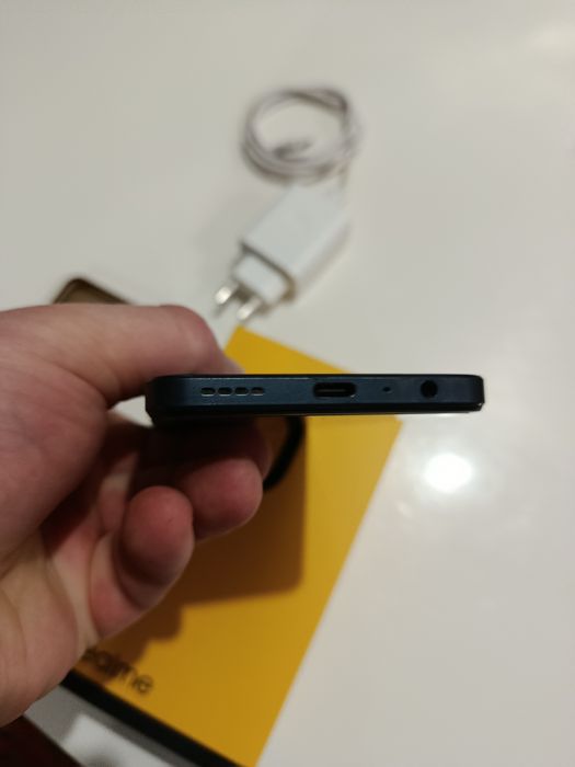 Продам Realme 10 8/256