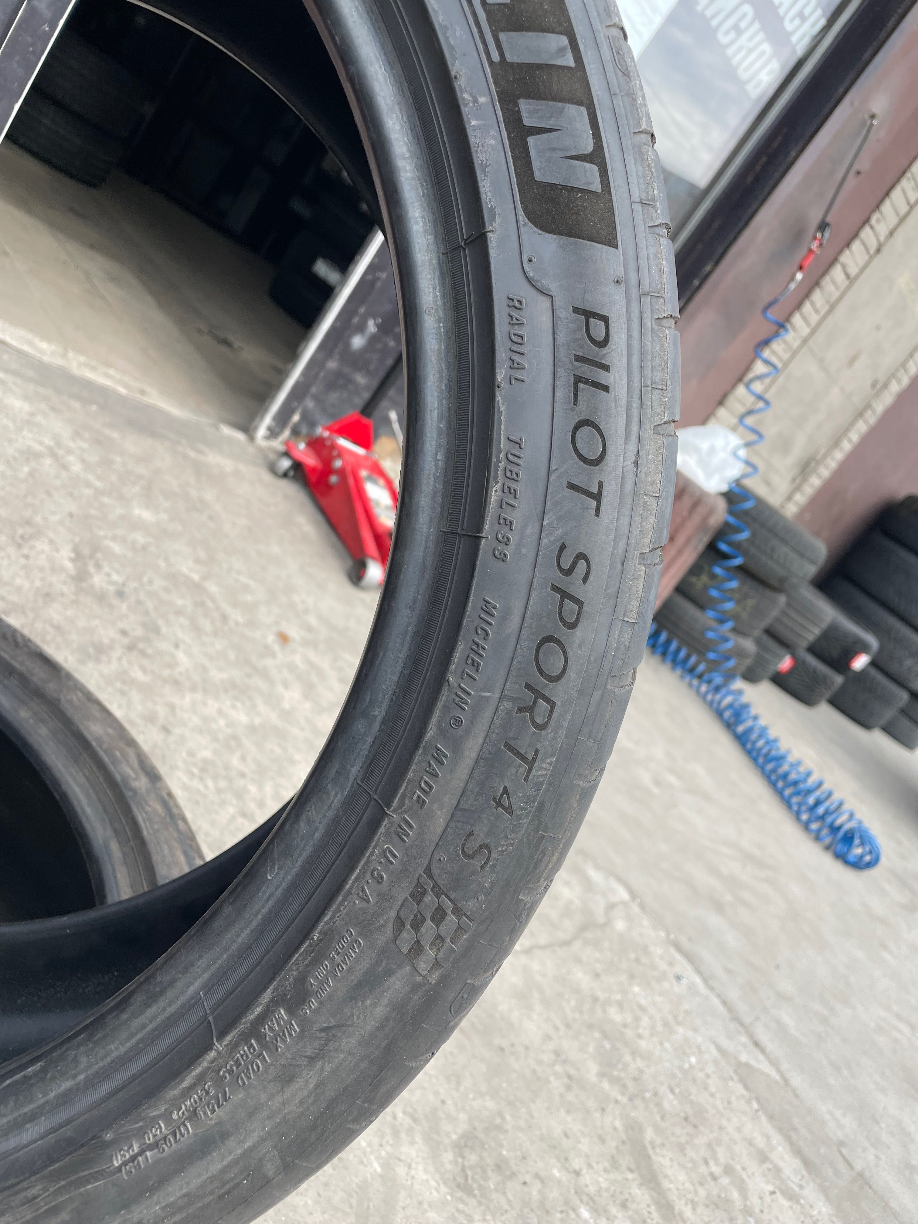 Michelin pilot sport 4s 245/40 R-20