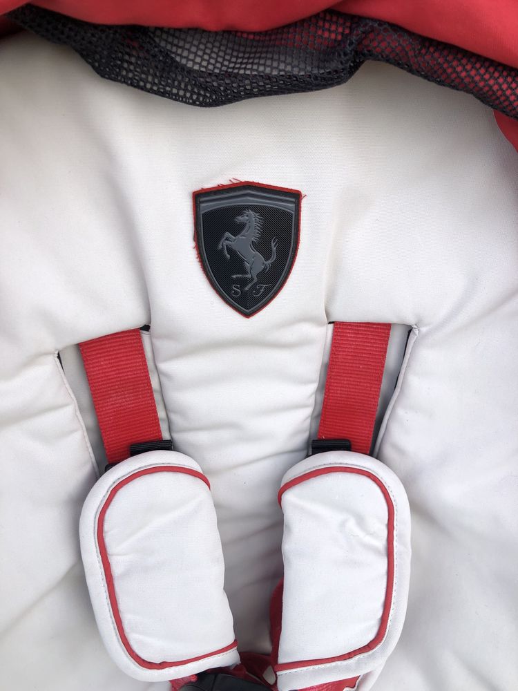 Прогулянкове сидіння Cybex Priam Ferrari