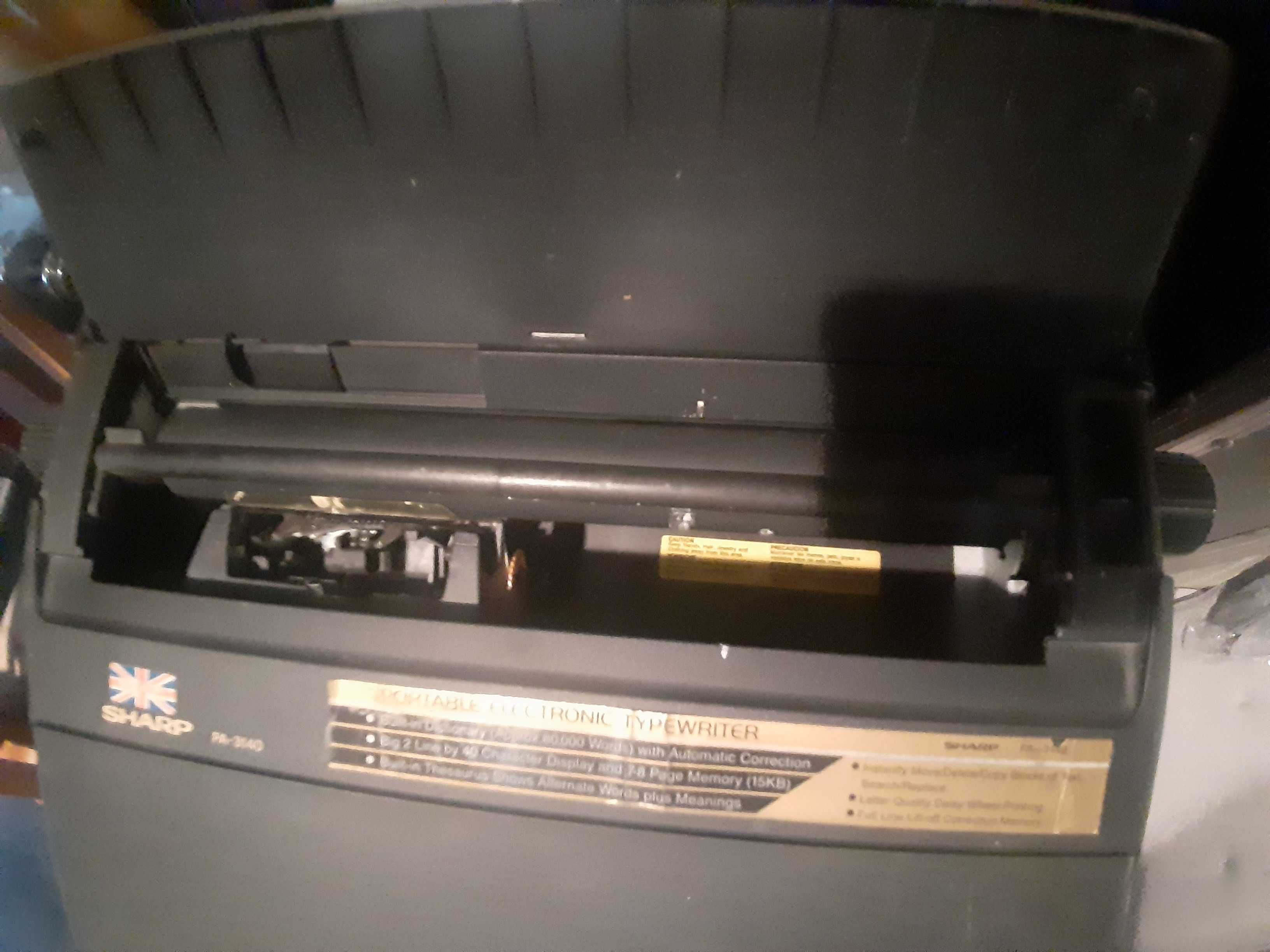 Elektryczna maszyna do pisania SHARP PA 3140