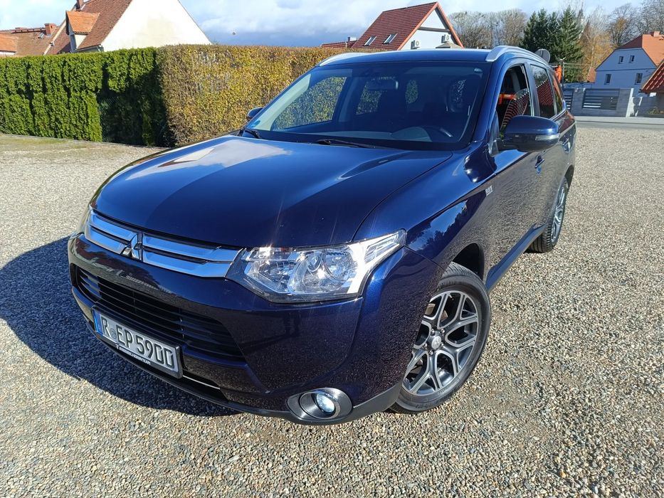 Mitsubishi Outlander 2.0 Nawigacja , Kamera cofania , Pełny serwis , 100 % oryginalny !